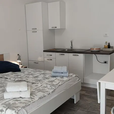 Ferienwohnung Sea View Olive Retreat Portorož Exterior foto