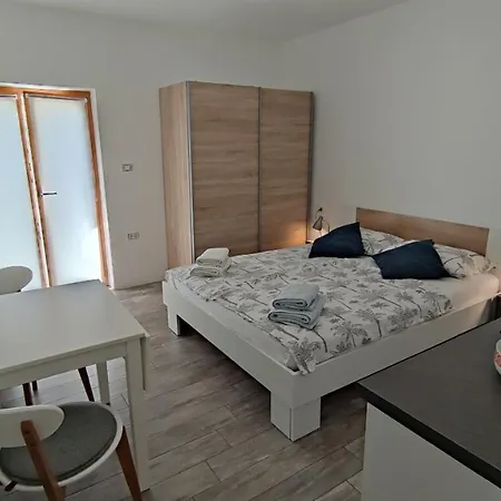 Ferienwohnung Sea View Olive Retreat Portorož Exterior foto