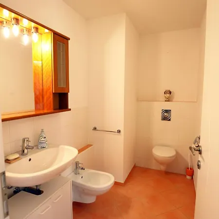 Ferienwohnung Sea View Olive Retreat Portorož Exterior foto